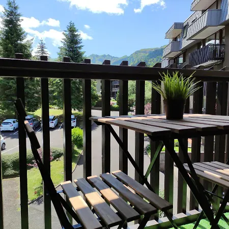Avec Balcon Et Vue Sur Le Sancy Apartman *